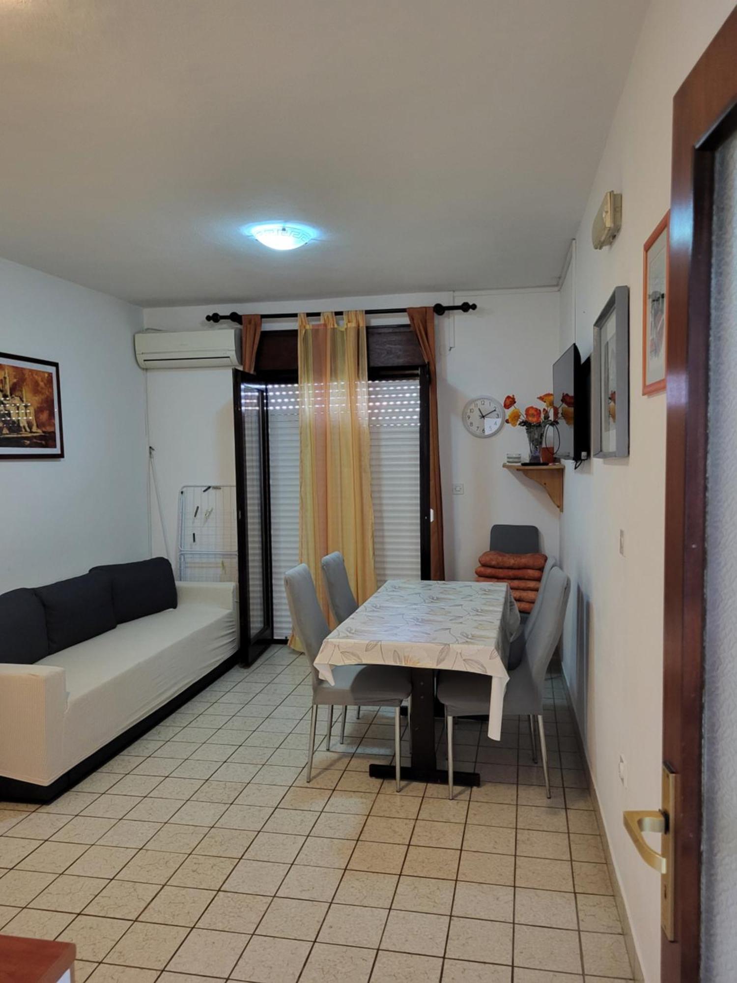 Apartmani Centar Palit 외부 사진